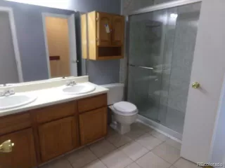 Photo #5: 8266616 Listing