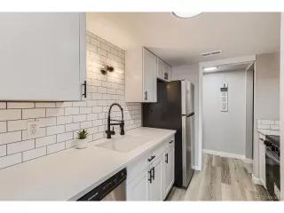 Photo #4: 8268729 Listing