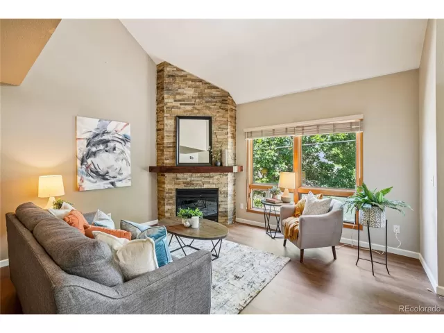 MLS: 8268885 Condo For Sale