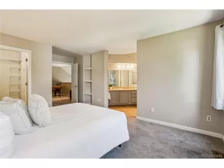 Photo #3: 8268885 Listing