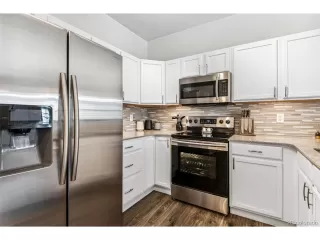 Photo #5: 8269394 Listing 