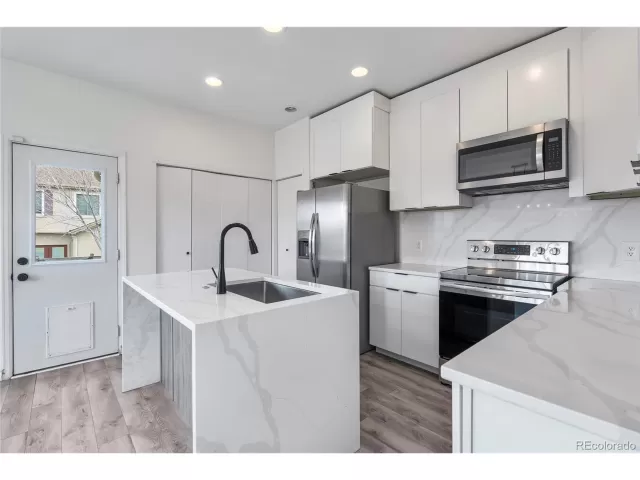 MLS: 8274794 Condo For Sale