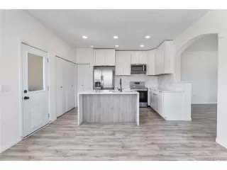 Photo #5: 8274794 Listing 