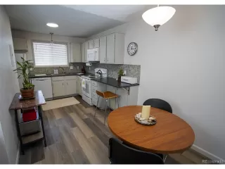 Photo #6: 8276550 Listing