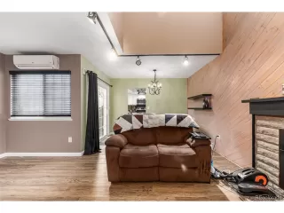 Photo #5: 8277106 Listing