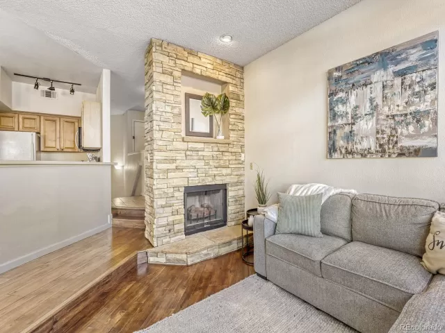 MLS: 8277269 Condo For Sale