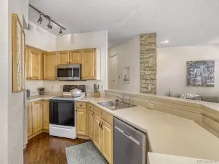 Photo #4: 8277269 Listing