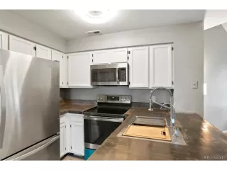 Photo #6: 8279963 Listing