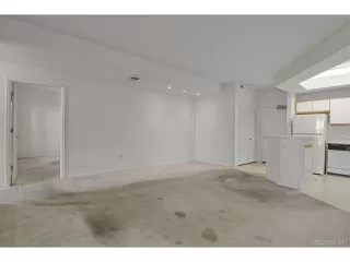 Photo #6: 8280401 Listing 