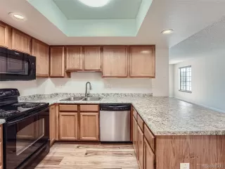 Photo #6: 8281277 Listing