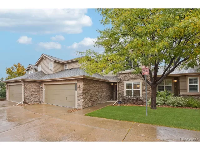 MLS: 8285131 Condo For Sale