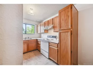 Photo #3: 8285777 Listing