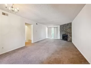 Photo #6: 8285777 Listing