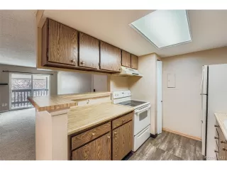 Photo #5: 8287262 Listing