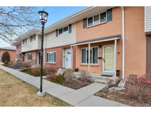 MLS: 8287492 Condo For Sale