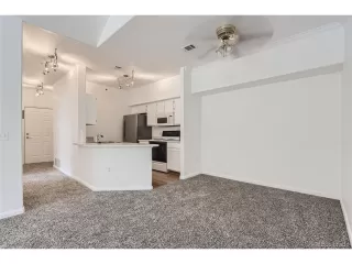 Photo #6: 8287671 Listing