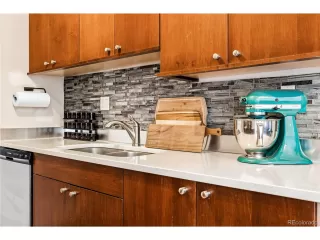 Photo #5: 8292734 Listing 