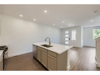 Photo #4: 8295921 Listing 