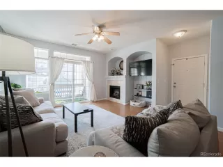 Photo #2: 8298286 Listing