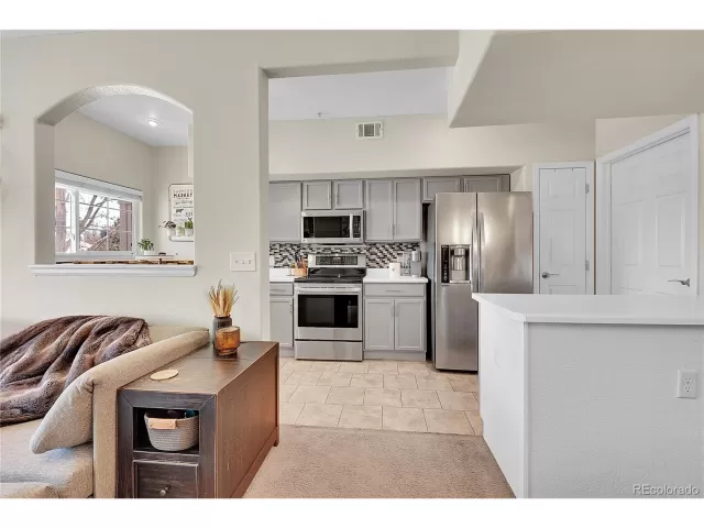 MLS: 8299343 Condo For Sale