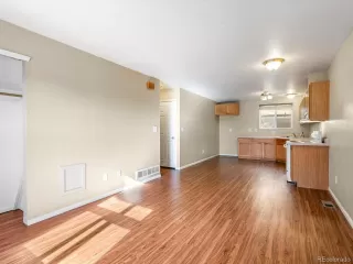 Photo #3: 8300260 Listing