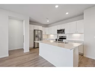 Photo #2: 8303550 Listing