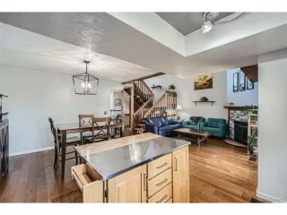 Photo #5: 8303584 Listing 