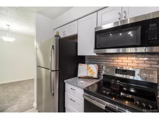 Photo #2: 8304422 Listing 