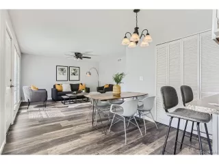 Photo #3: 8307869 Listing 