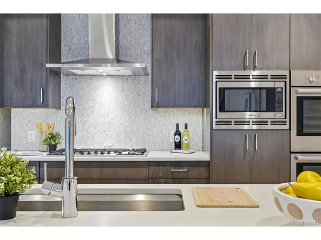 MLS: 8307972 Condo For Sale