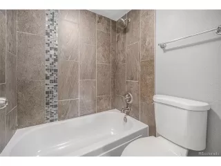 Photo #6: 8309008 Listing