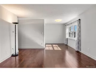 Photo #5: 8310981 Listing 