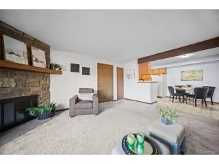 Photo #5: 8313092 Listing