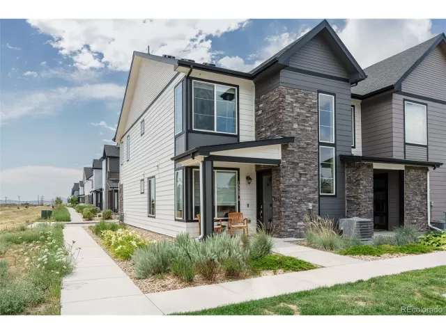 MLS: 8318376 Condo For Sale