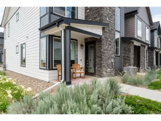 Photo #3: 8318376 Listing