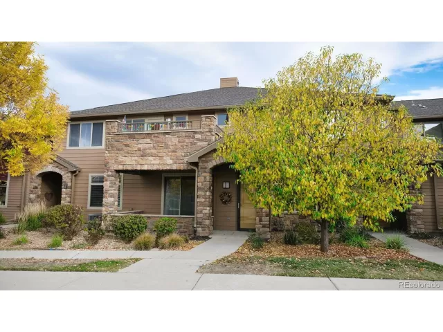 MLS: 8319533 Condo For Sale