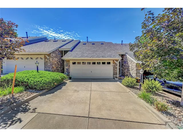 MLS: 8322028 Condo For Sale