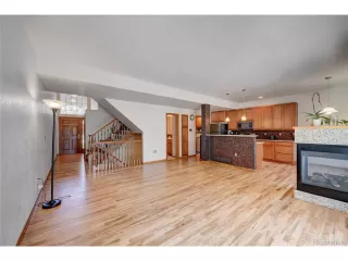 Photo #6: 8322028 Listing