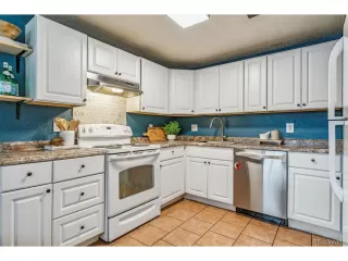 Photo #6: 8322161 Listing