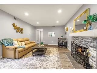 Photo #5: 8322204 Listing 