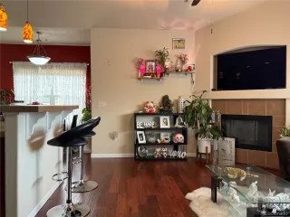 Photo #2: 8323373 Listing