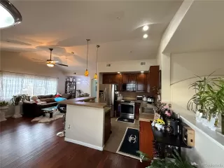 Photo #4: 8323373 Listing