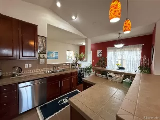 Photo #6: 8323373 Listing