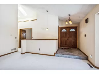 Photo #3: 8325688 Listing 