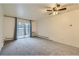 Photo #4: 8326901 Listing