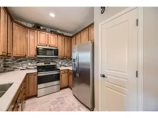 Photo #6: 8328002 Listing