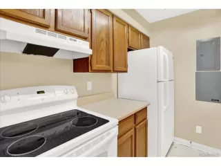 Photo #6: 8332011 Listing