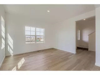 Photo #4: 8332220 Listing 