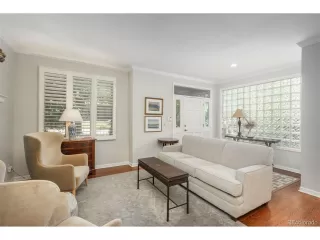 Photo #3: 8332726 Listing