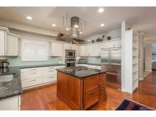 Photo #6: 8332726 Listing